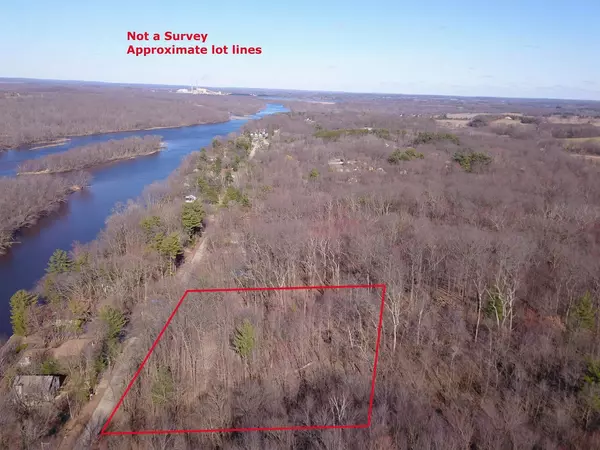 lots Parkway Drive, Poynette, WI 53955