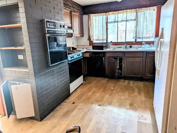 Hancock, WI 54943,523 E South Lake Street