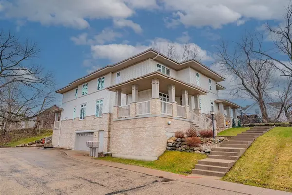 Deforest, WI 53532,129 Carriage Way