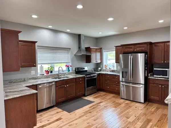 Dodgeville, WI 53533,312 Prairie Hills Drive