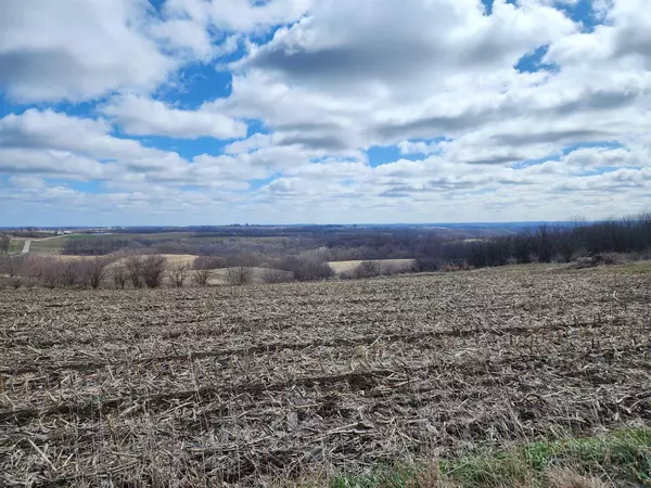 27758 Pleasant Ridge Road, Wauzeka, WI 53826