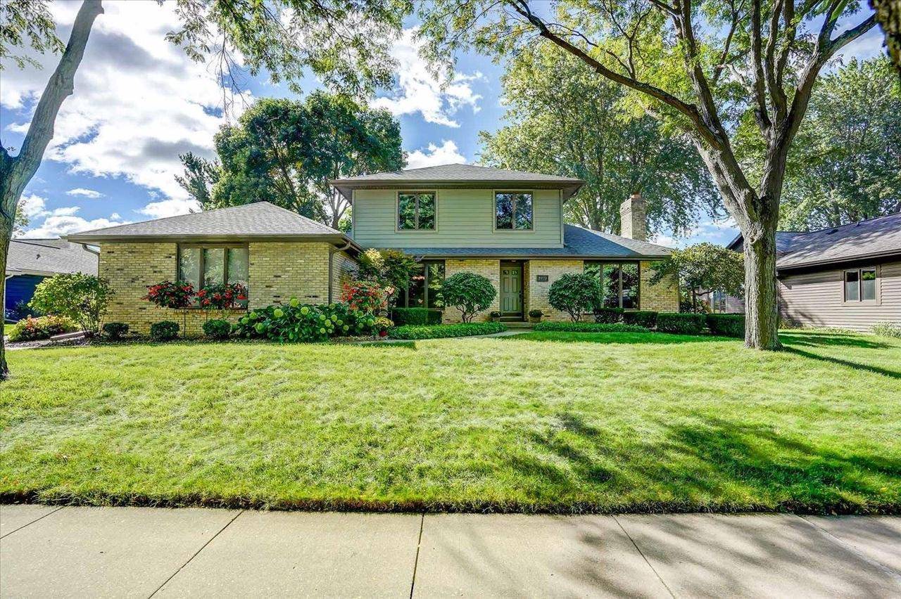 Middleton, WI 53562,7421 Voss Parkway