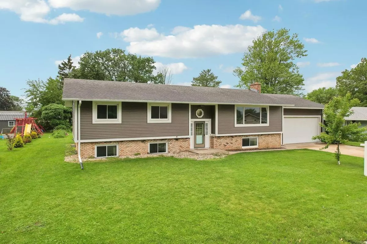 Mount Horeb, WI 53572,208 Golf View Drive