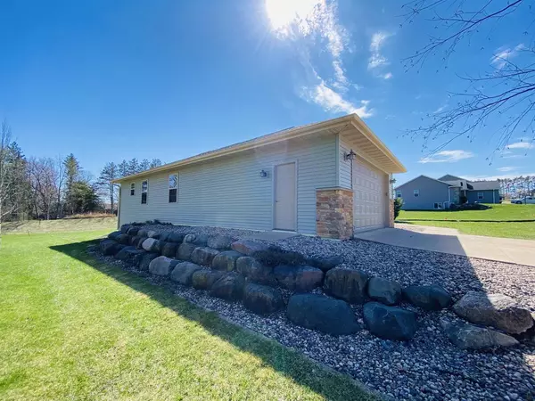 Merrimac, WI 53561,645 Lakeview Avenue