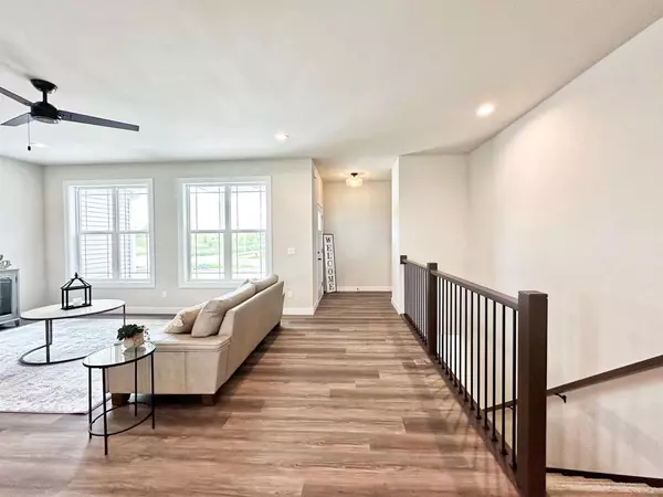 Deforest, WI 53532,4133 Great Bridge Drive