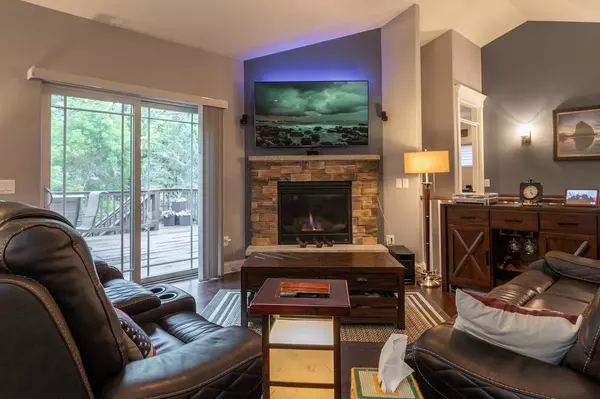 Deerfield, WI 53531,30 Oak Ridge Trail