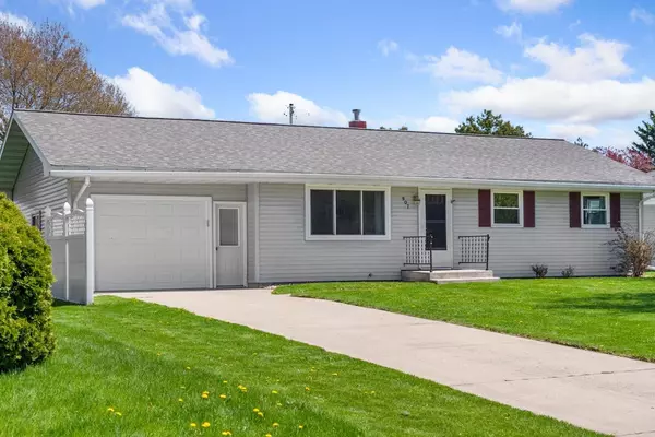 907 Mac Arthur Drive, Beaver Dam, WI 53916