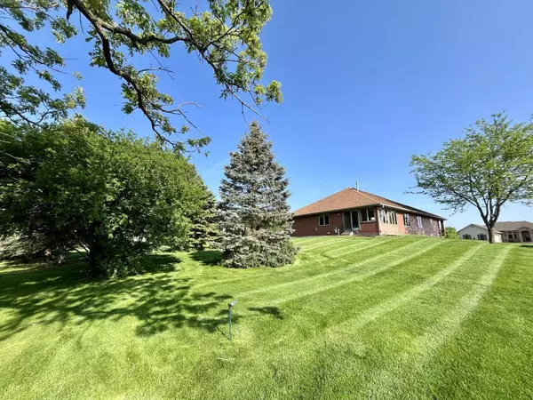 Janesville, WI 53548,3721 Falcon Ridge Drive