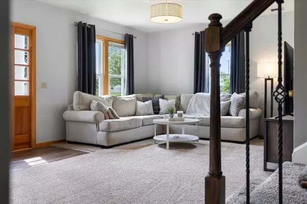 Deforest, WI 53532,7761 Clinton Road