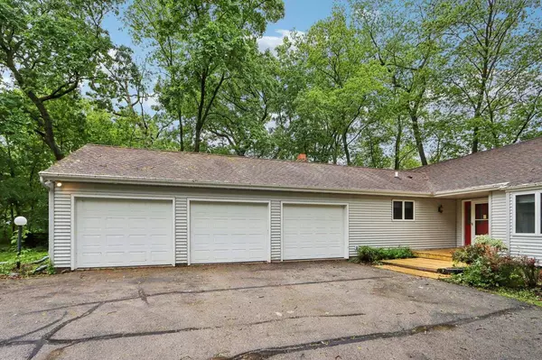 Lake Mills, WI 53551,N6637 Upper Shorewood Hills Road