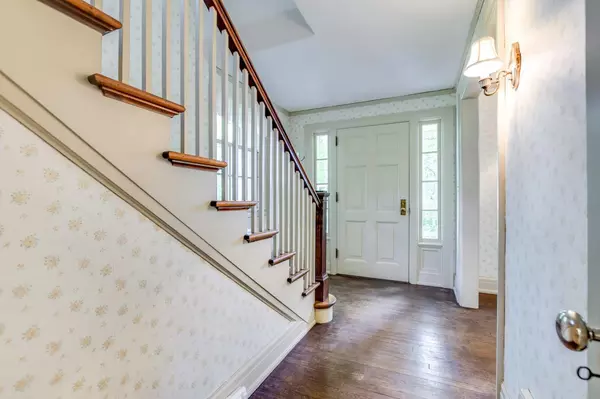 Madison, WI 53705,1226 Sweetbriar Road