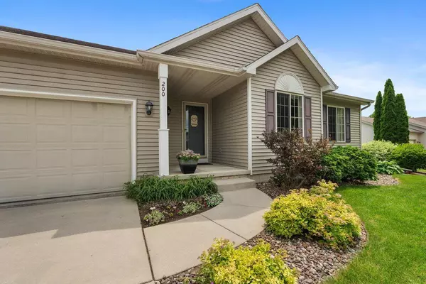 200 Weald Bridge Road, Cottage Grove, WI 53527