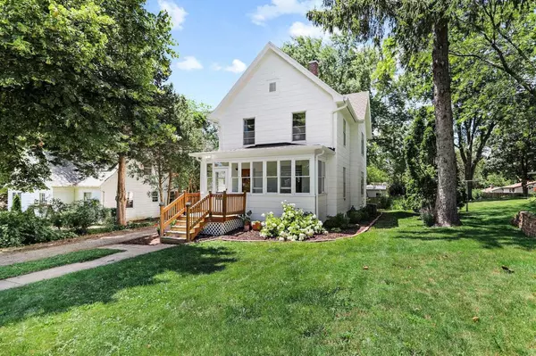 Deforest, WI 53532,212 Madison Avenue