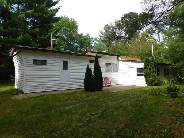 Lone Rock, WI 53556,E2972 W Laudon Road