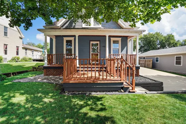 416 W Fountain Street, Dodgeville, WI 53533