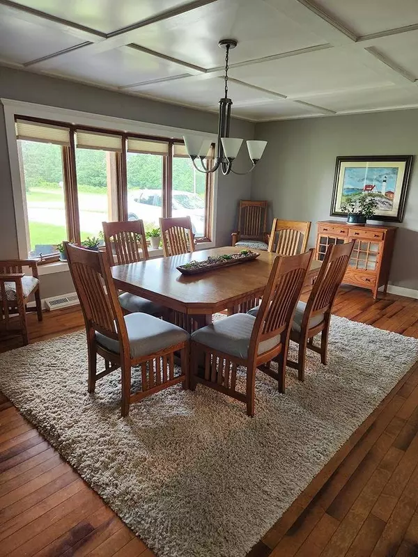 Deforest, WI 53532,5932 Portage Road