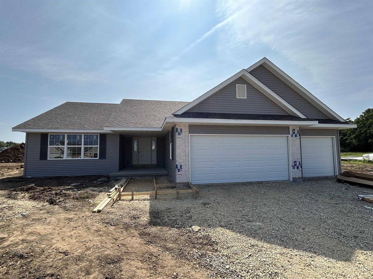 455 JENSEN Drive,  Clinton,  WI 53525
