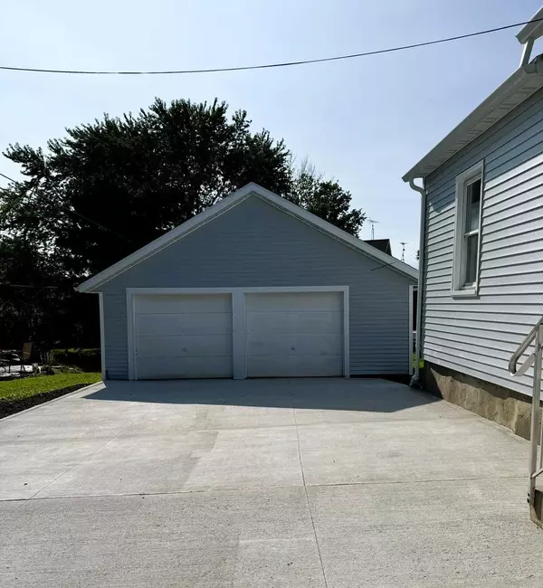 Beaver Dam, WI 53916,408 Wayland Street