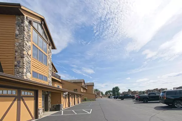 Arkdale, WI 54613,1822-4 PARKLAND Drive #704