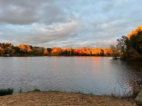 Arkdale, WI 54613,1632 South Shore Drive