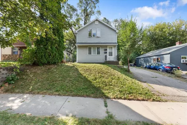 1929 Schlimgen Avenue, Madison, WI 53704