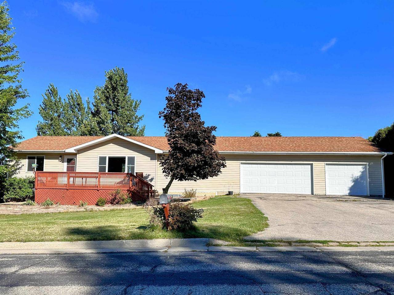 109 Eagle Drive, Mcgregor, IA 52157