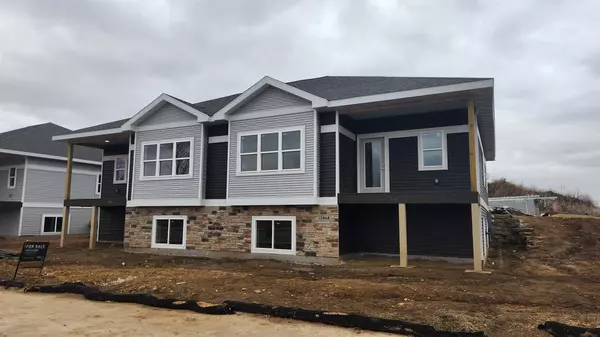 2884 Wild Goose Way, Stoughton, WI 53589