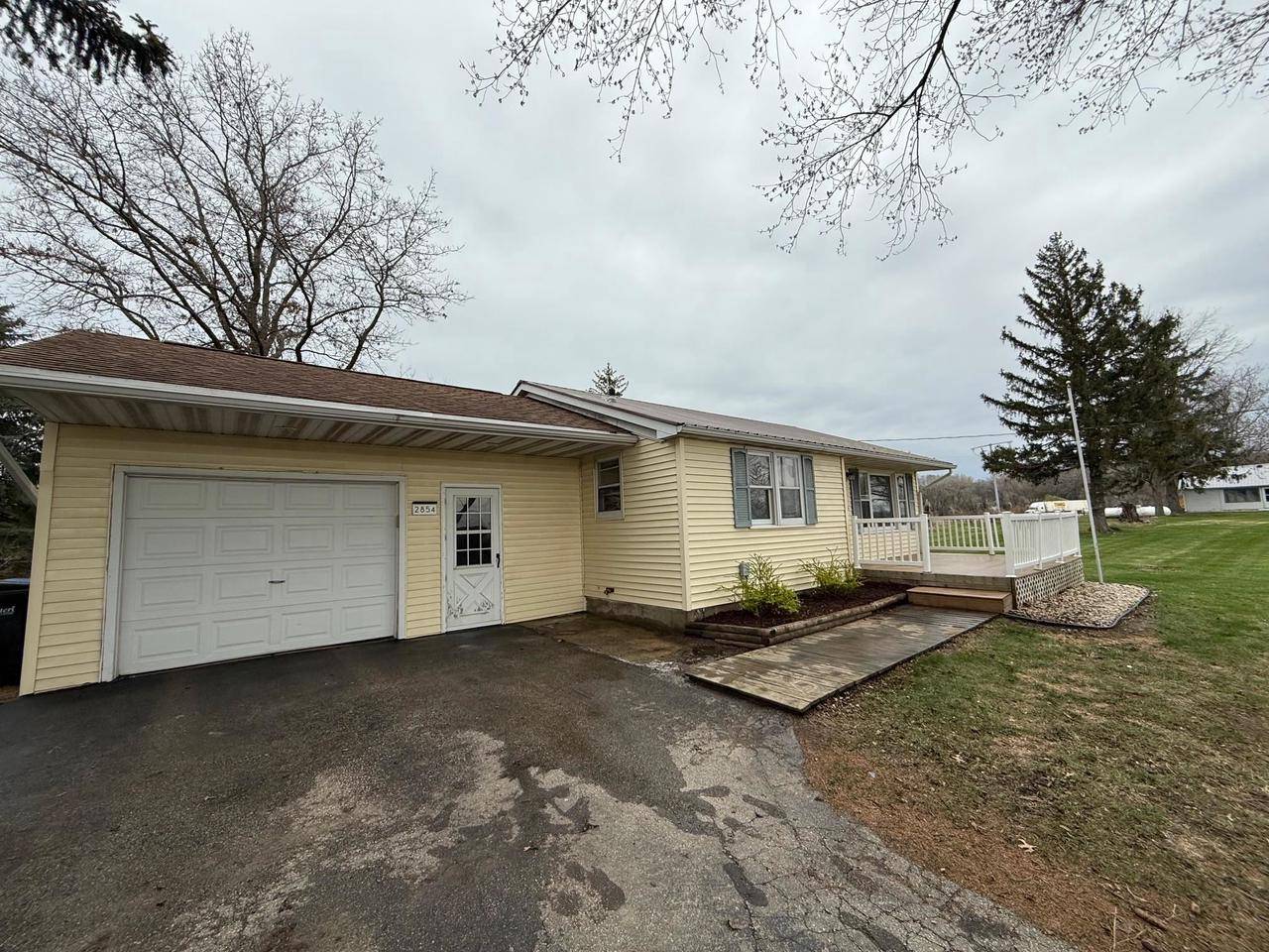2854 Williams Drive, Stoughton, WI 53589