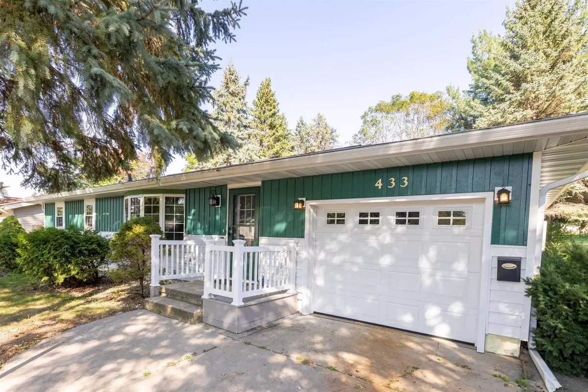 Deforest, WI 53532,433 E Lincoln Drive