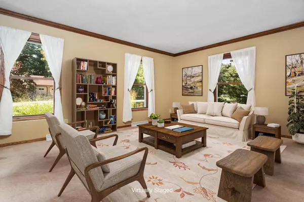 Deforest, WI 53532,7134 South Hill Road