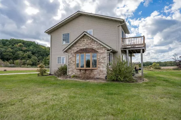 N3173 Duffy Road, Mauston, WI 53948