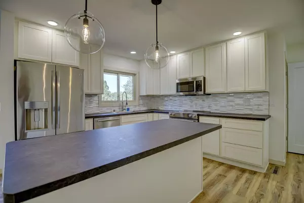 Dodgeville, WI 53533,403 W North Street