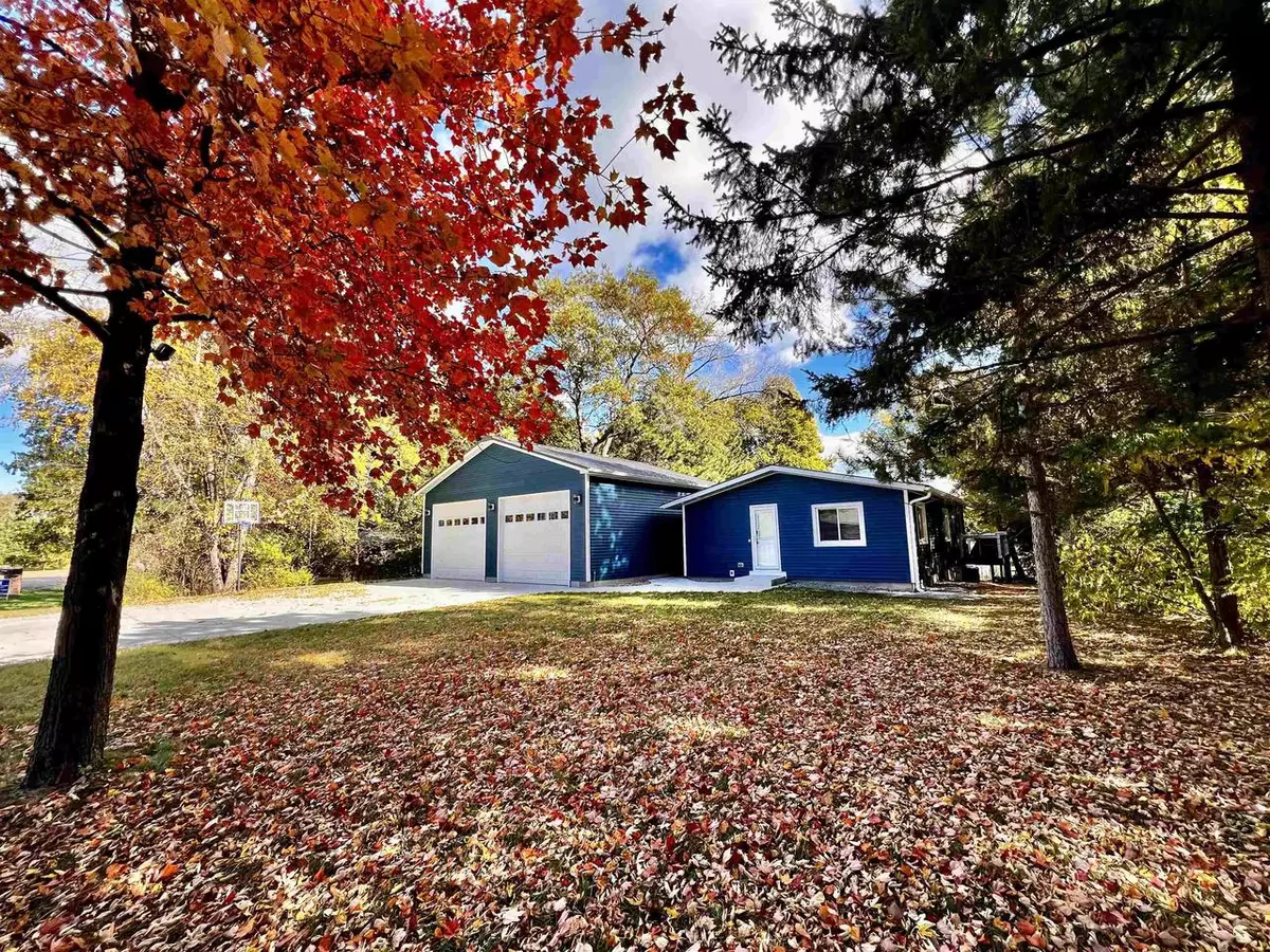 Nekoosa, WI 54457,985 Wellington Court