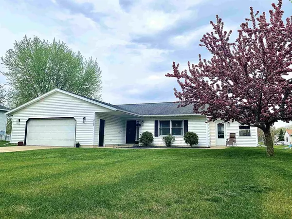 812 Farmer Avenue, Tomah, WI 54660