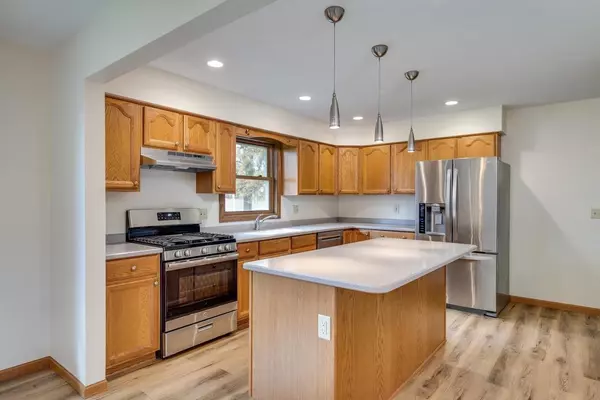 Cottage Grove, WI 53527,425 N Main Street