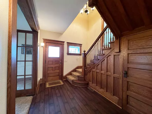 Beaver Dam, WI 53916,327 Park Avenue