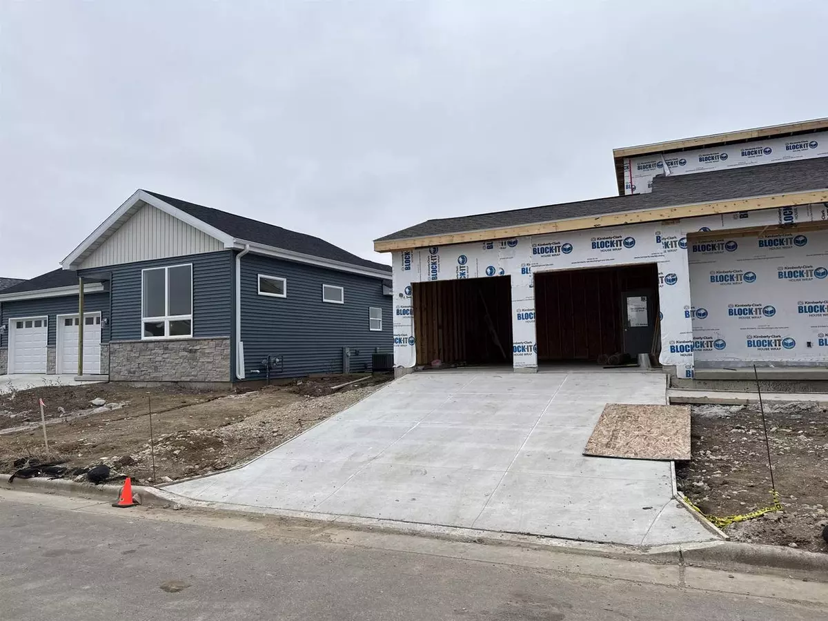 Deforest, WI 53532,6654 Uecker Drive