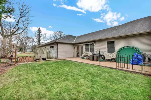 Watertown, WI 53094,1574 East Gate Drive #2