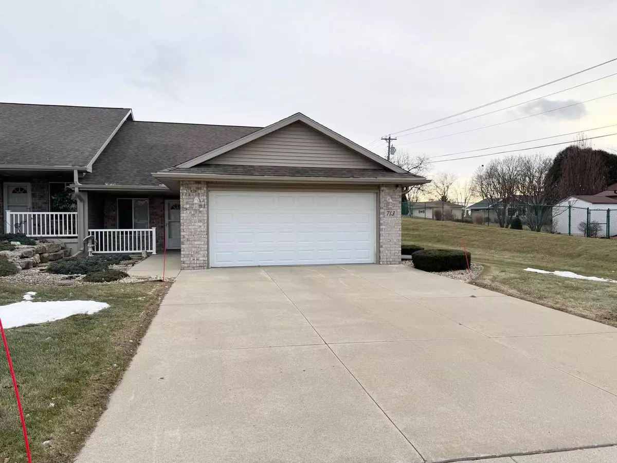 Beaver Dam, WI 53916,713 Hillcrest Court