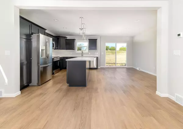 Oregon, WI 53575,965 Merri-Hill Drive