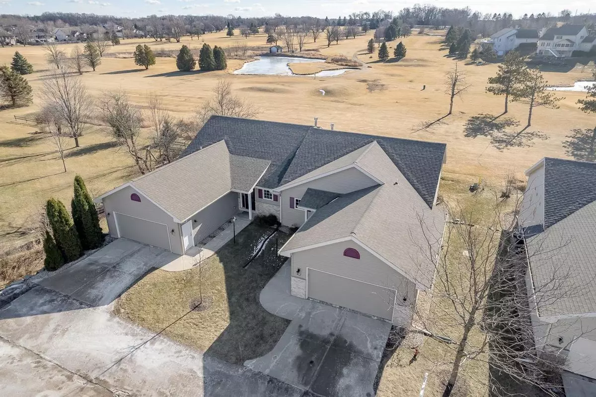 Oregon, WI 53575,194 Elliott Lane