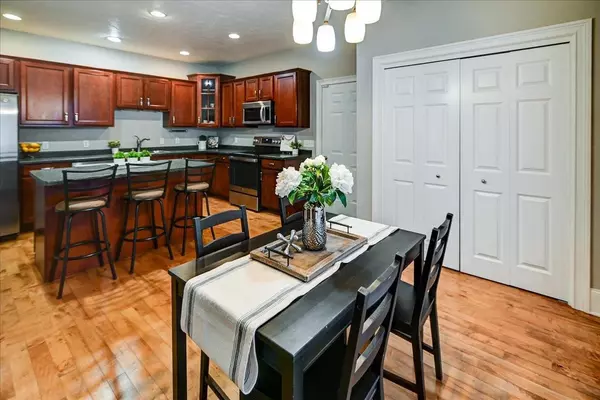 Fitchburg, WI 53711,5207 Teaberry Lane