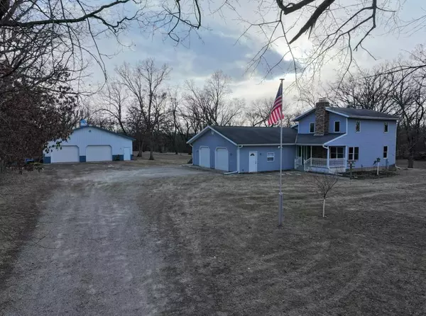 W7915 Territorial Road, Delavan, WI 53115