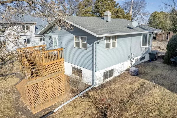 2010 Field Street, Madison, WI 53713