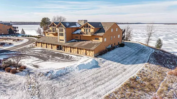 Arkdale, WI 54613,2020-5 S Czech Court #1605