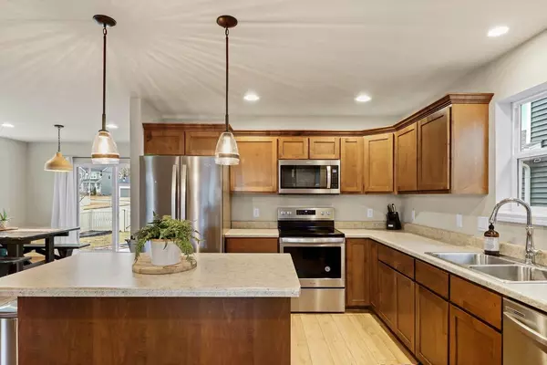 703 Old Timber Pass, Verona, WI 53593