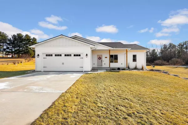 S7126 Owls Head Road, Merrimac, WI 53561