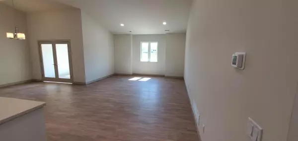 Baraboo, WI 53913,402 Louis Lane