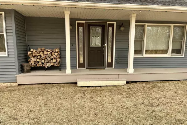 Milton, WI 53563,7402 E Bowers Lake Road