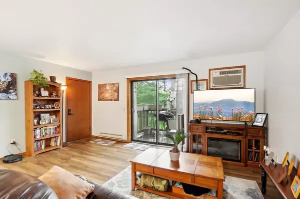 Merrimac, WI 53561,S8138 Kassner Road #48